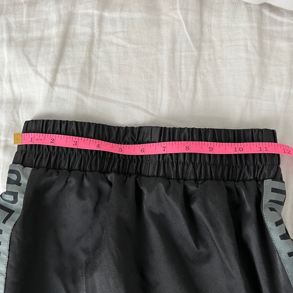 Han Kjobenhavn Sport Skirt - Picture 6 of 10